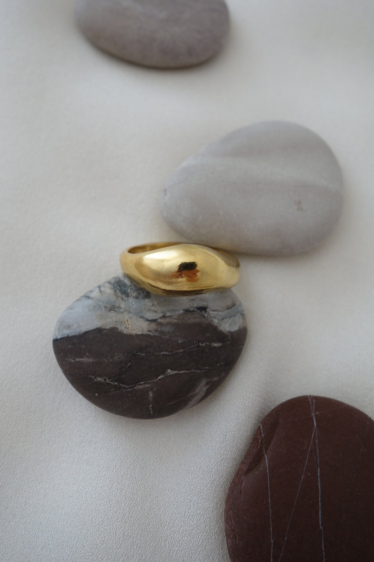 Water-carved Ring (Gold)