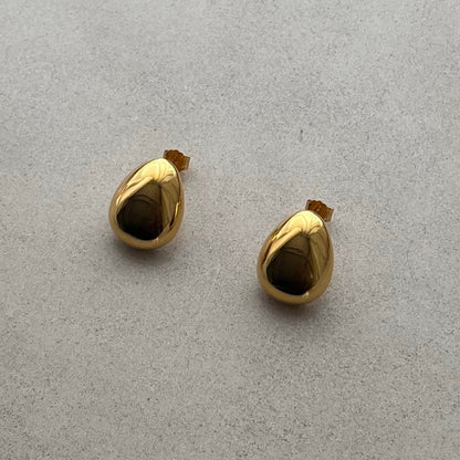 Stone Studs (Gold)