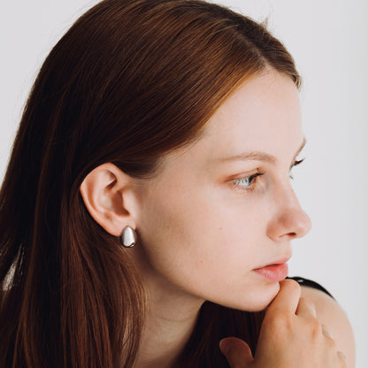 Stone Studs (Silver)